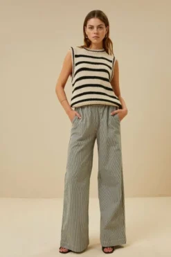 By bar Truien*billy top | sand