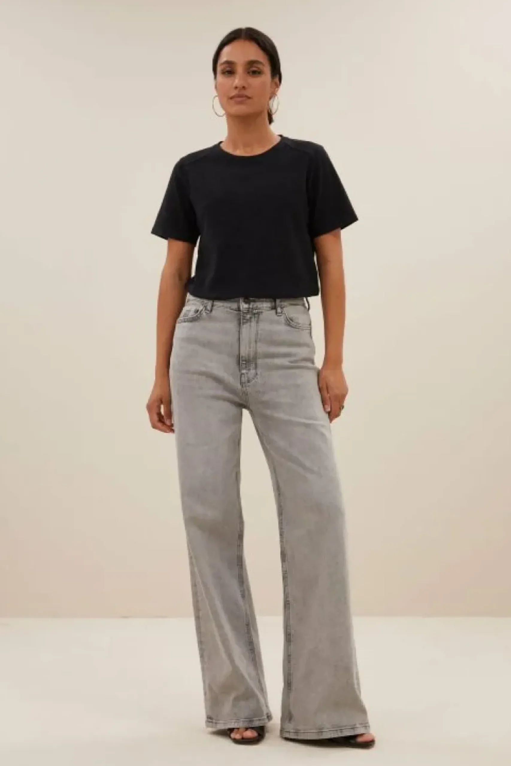 By bar Tops & Shirts*holy logo top | jet black