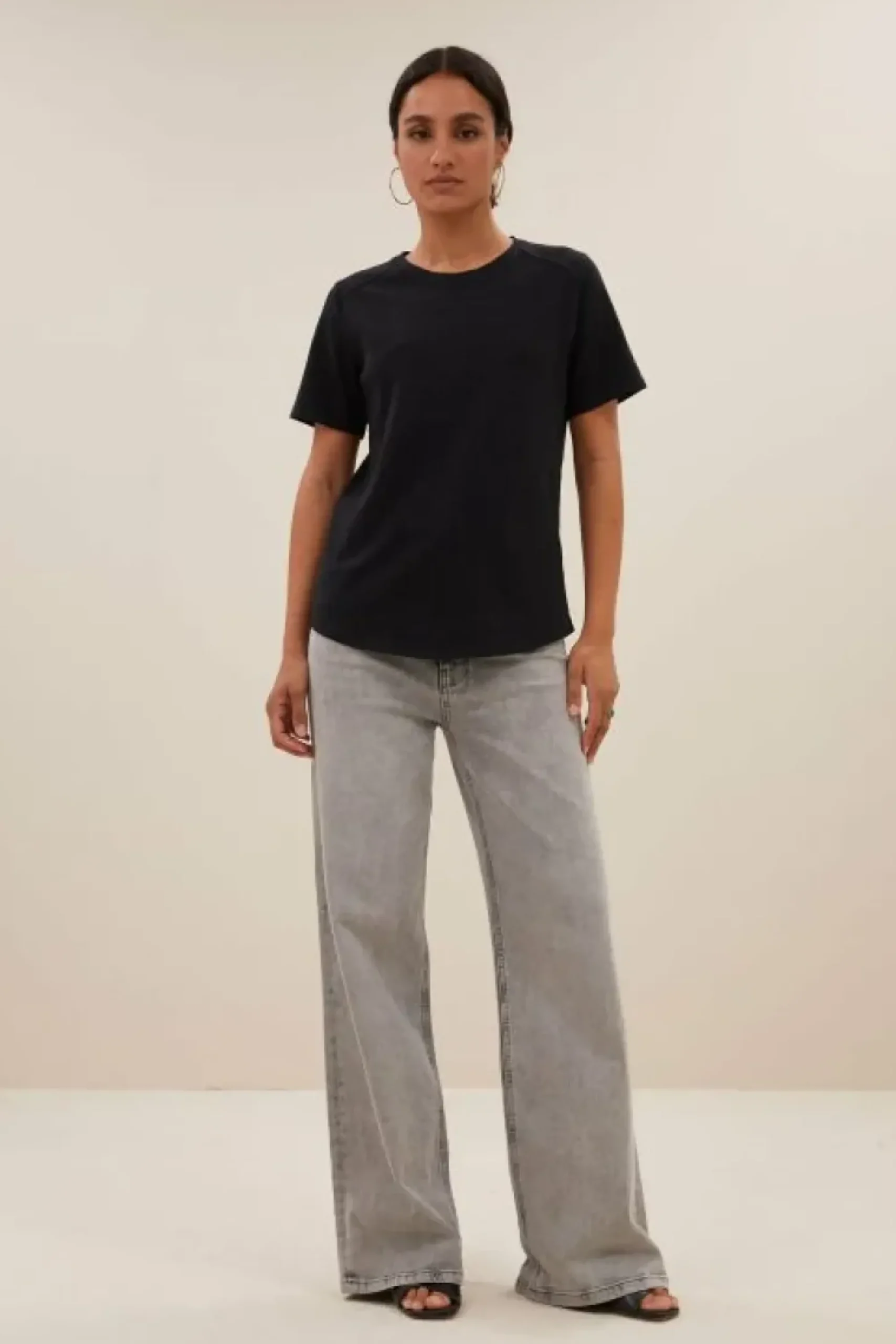 By bar Tops & Shirts*holy logo top | jet black