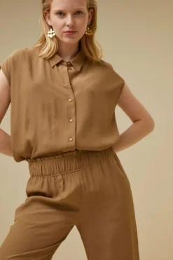 By bar Blouses*kiek viscose top | khaki
