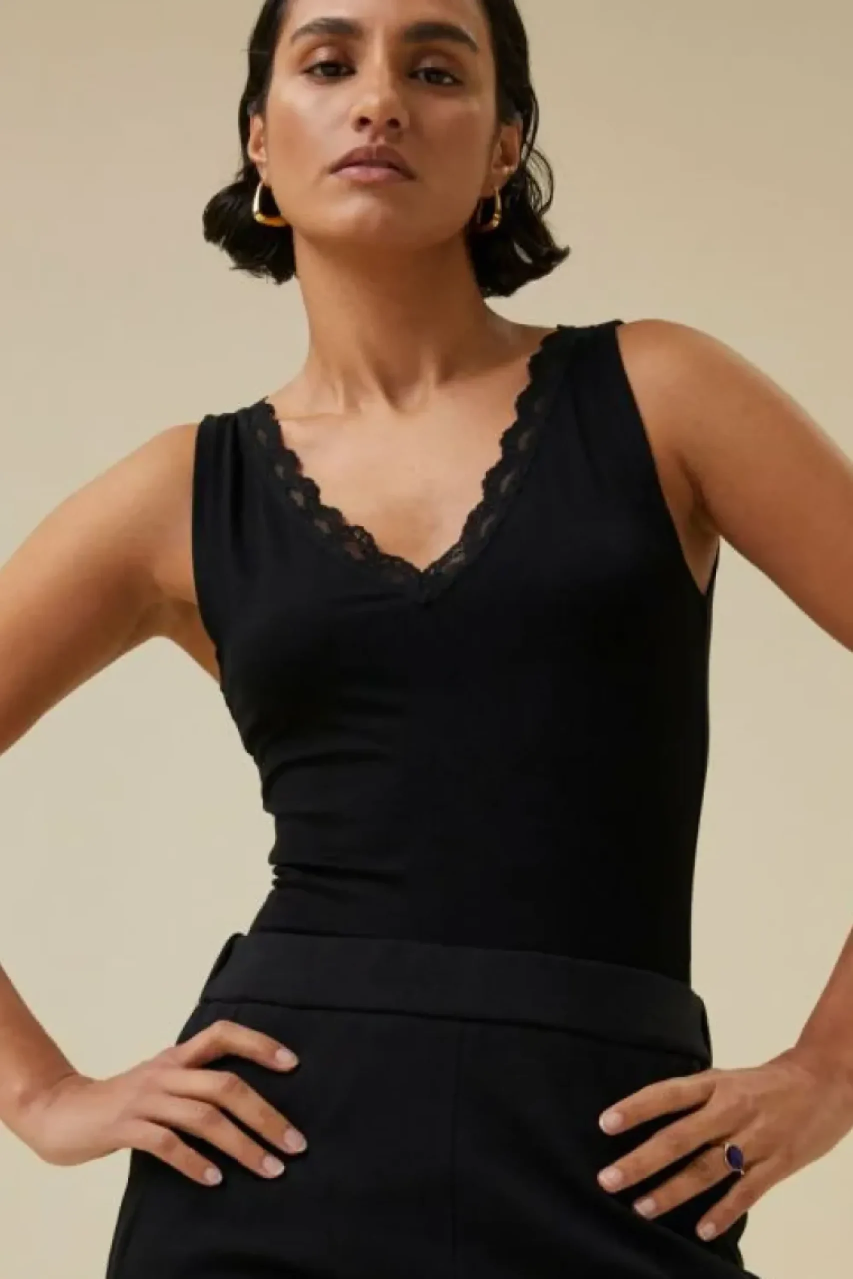 By bar Tops & Shirts*lace singlet | black