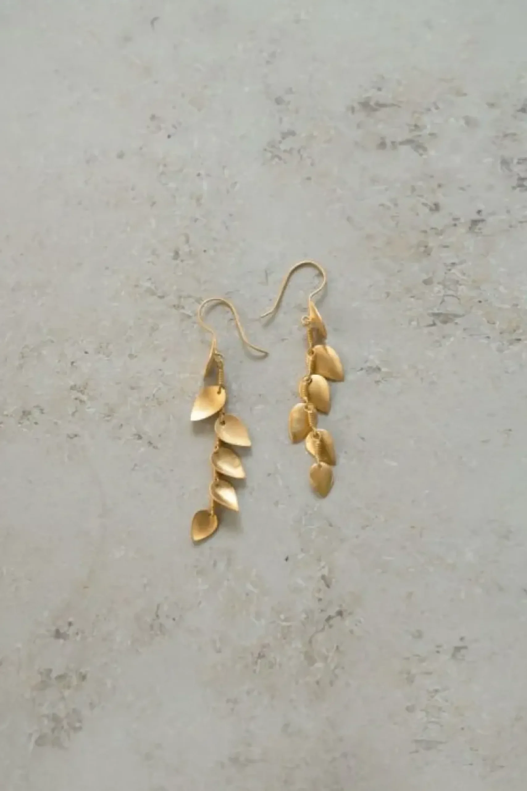 By bar Oorbellen|Sieraden*PD leaves string | gold