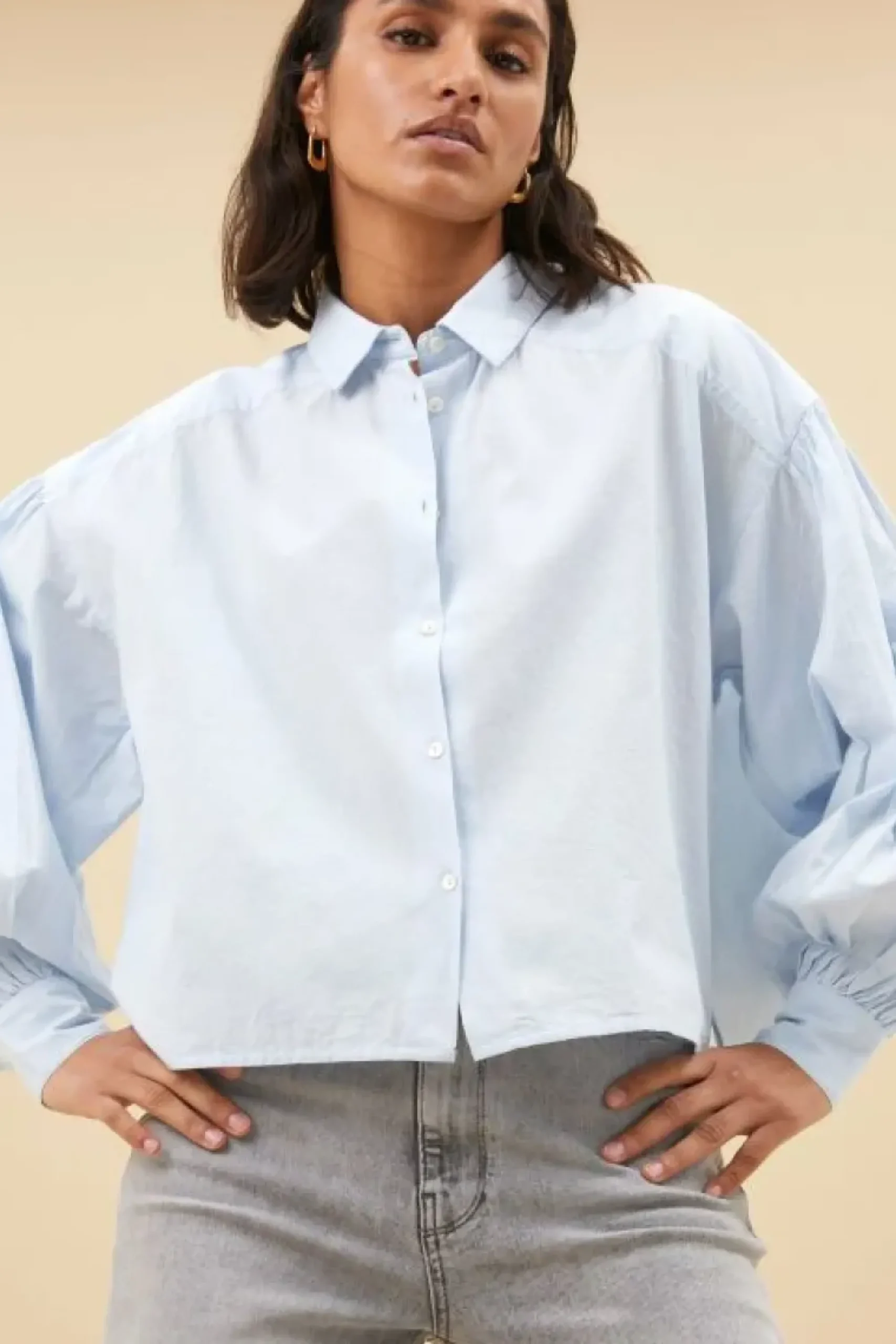 By bar Blouses*sarah short chambray blouse | light blue